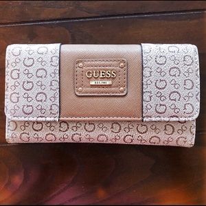 Guess Wallet
